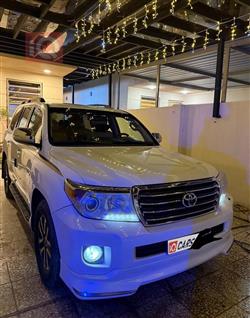 تويوتا لاندكروزر